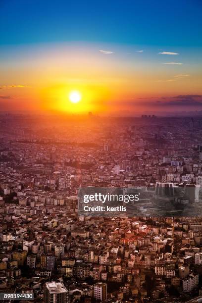 paisaje, vista desde la altura de estambul - istambul fotografías e imágenes de stock