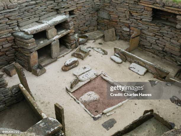 skara brae, the orkney islands archaeology - may - skara brae stock-fotos und bilder