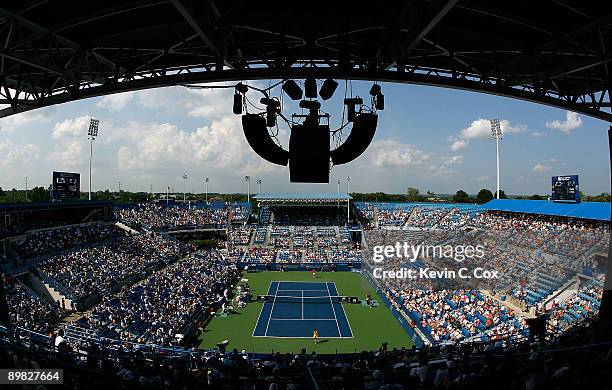 View of Center Court during the finals match between Jelena Jankovic of Serbia and Dinara Safina of Russia in the Western & Southern Financial Group...