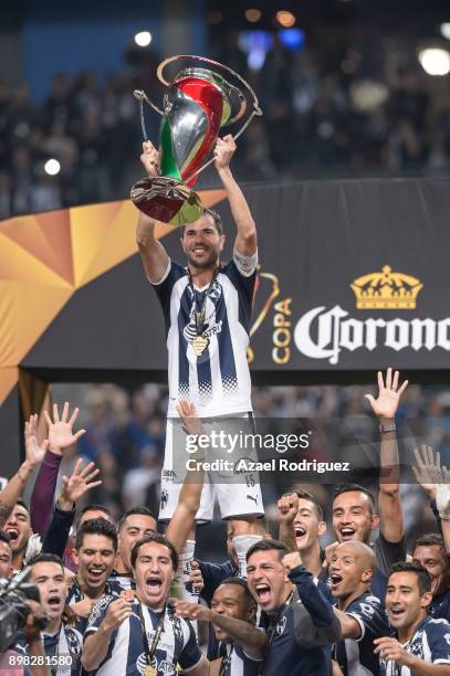 Jose Maria Basanta of Monterrey raises the winner's trophy after the Final match between Monterrey and Pachuca as part of the Copa MX Apertura 2017...