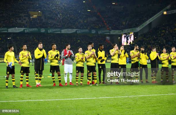 Mahmoud Dahoud of Dortmund, Jeremy Toljan of Dortmund, Andrey Yarmolenko of Dortmund, Pierre-Emerick Aubameyang of Dortmund, Goalkeeper Roman Buerki...