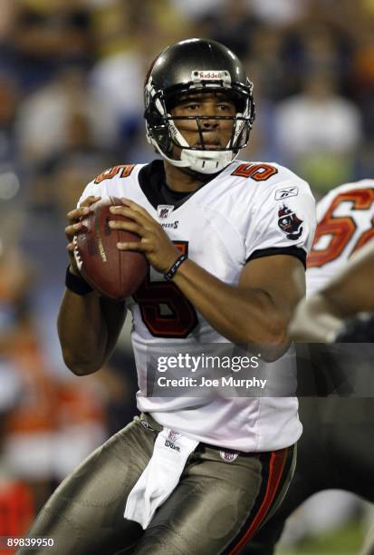Josh Freeman of the Tampa Bay Buccaneers looks to pass against the Tennessee Titans during a preseason NFL game at LP Field on August 15, 2009 in...