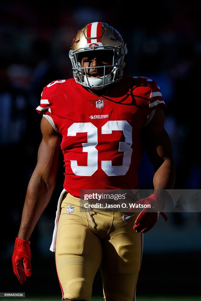 Tennessee Titans v San Francisco 49ers