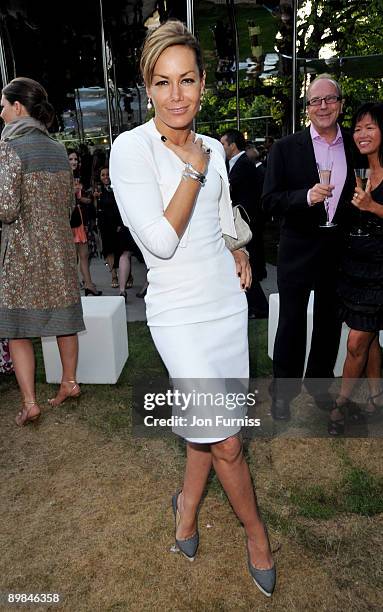 Tara Palmer Tomkinson attends the annual summer party at The Serpentine Gallery on July 9, 2009 in London, England.