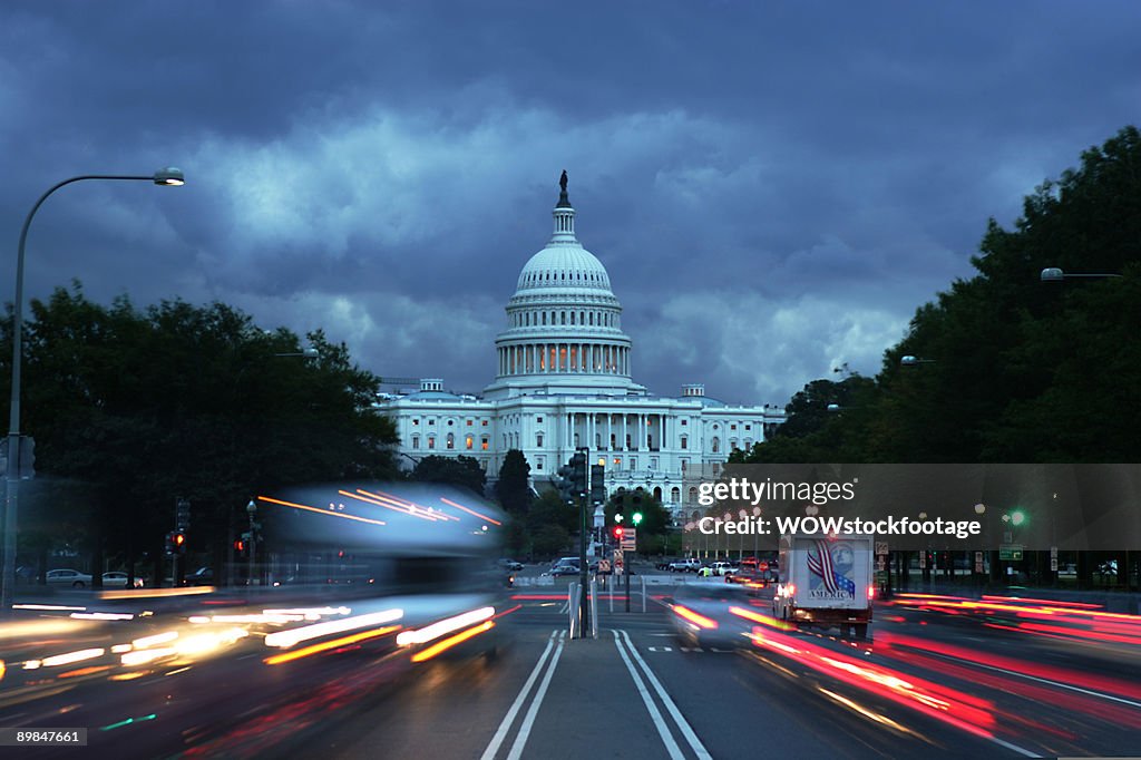 Traffic on Pennsylvania Avenue