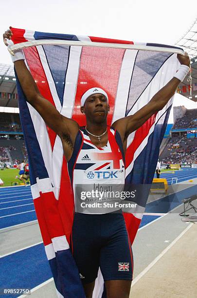 Phillips Idowu of Great Britain & Northern Ireland celebrates winning the gold medal in the men's Triple Jump Final during day four of the 12th IAAF...