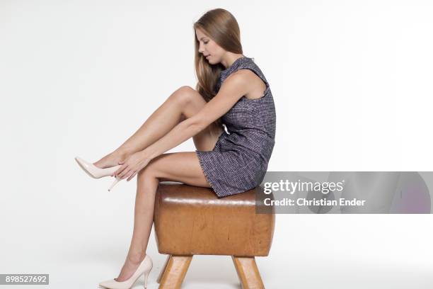 shoes - chaussures blanches photos et images de collection