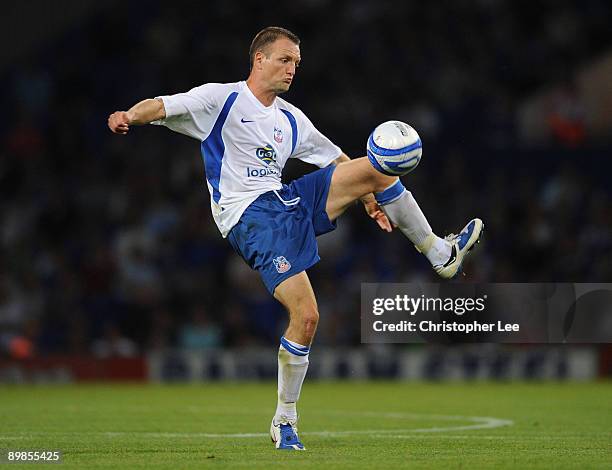 Clint Hill of Crystal Palace in action during the Coca-Cola Championship match between Ipswich Town and Crystal Palace at Portman Road on August 18,...