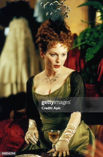 An ideal husband An ideal husband of Oliver Parker with Julianne Moore in 1999