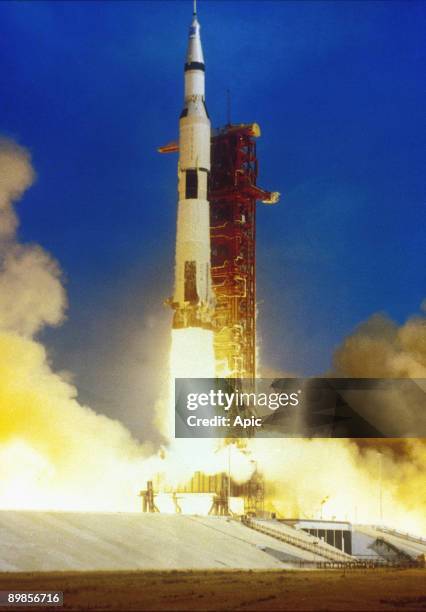9,871 Apollo 11 Stock Photos, High-Res Pictures, and Images - Getty Images