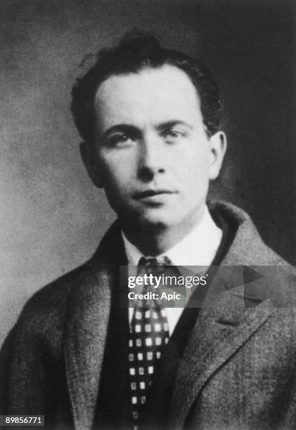 Louis Aragon french author communist here in 1927