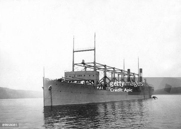 Boat USS Cyclops which disapeared in Bermuda when it came back from a trip to Brazil in march 1918