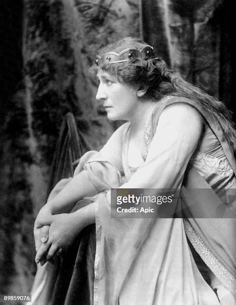 German soprano opera singer Johanna Gadski in the part of Iseult at the Metropolitan Opera in 1903