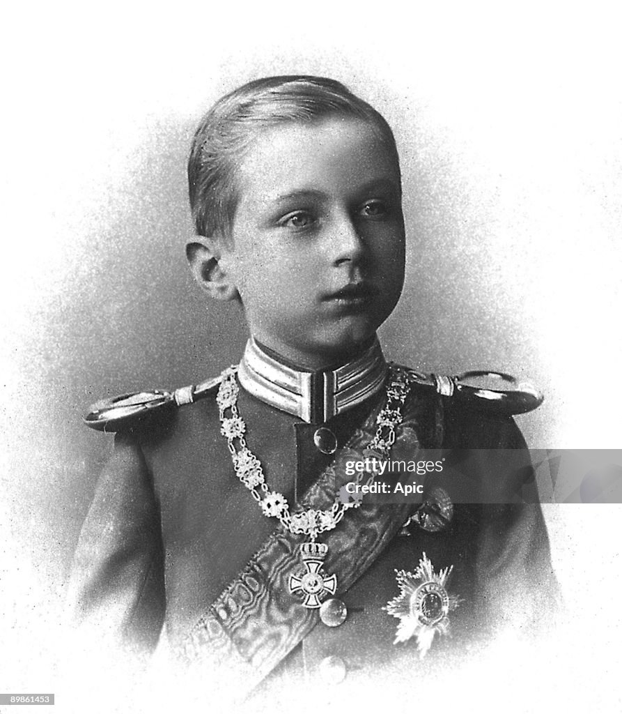 Oscar Prince of Prussia (1888-1958) son of the Emperor GuillaumeII and of AugustaVictoria princess of Schleswig Holstein, photographied about 1898-1910, extracted from the collection Felix Potin, 500 contemporary celebrities, the foreign sovereigns and