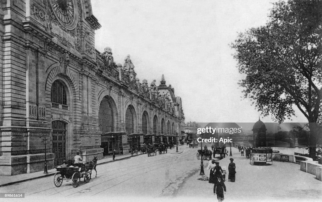 Postcard from the New Orlean station known as the Gare du Quai d'Orsay now the Musee d'Orsay and the Quai d'Orsay Paris 1914