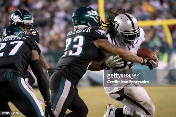 Eagles Safety Rodney McLeod tackles Oakland Raiders RB Marshawn Lynch in the second half during the game between the Oakland Raiders and Philadelphia...