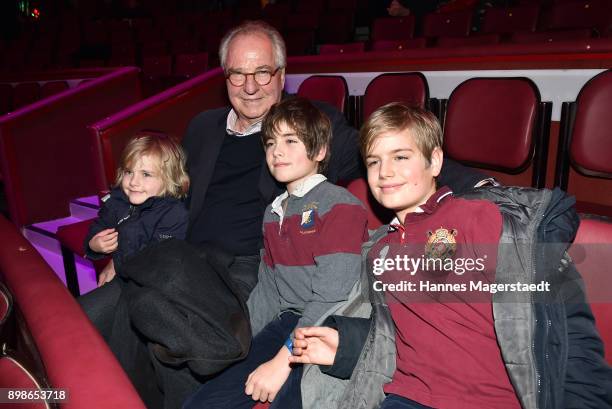 Actor Friedrich von Thun and his grandchildren during Circus Krone celebrates premiere of 'In Memoriam' at Circus Krone on December 25, 2017 in...