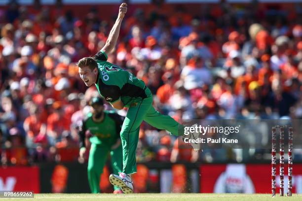 James Faulkner of the Stars bowls during the Big Bash League match between the Perth Scorchers and the Melbourne Stars at WACA on December 26, 2017...