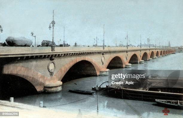 Postcard, Bordeaux: Le pont de Pierre, 1904