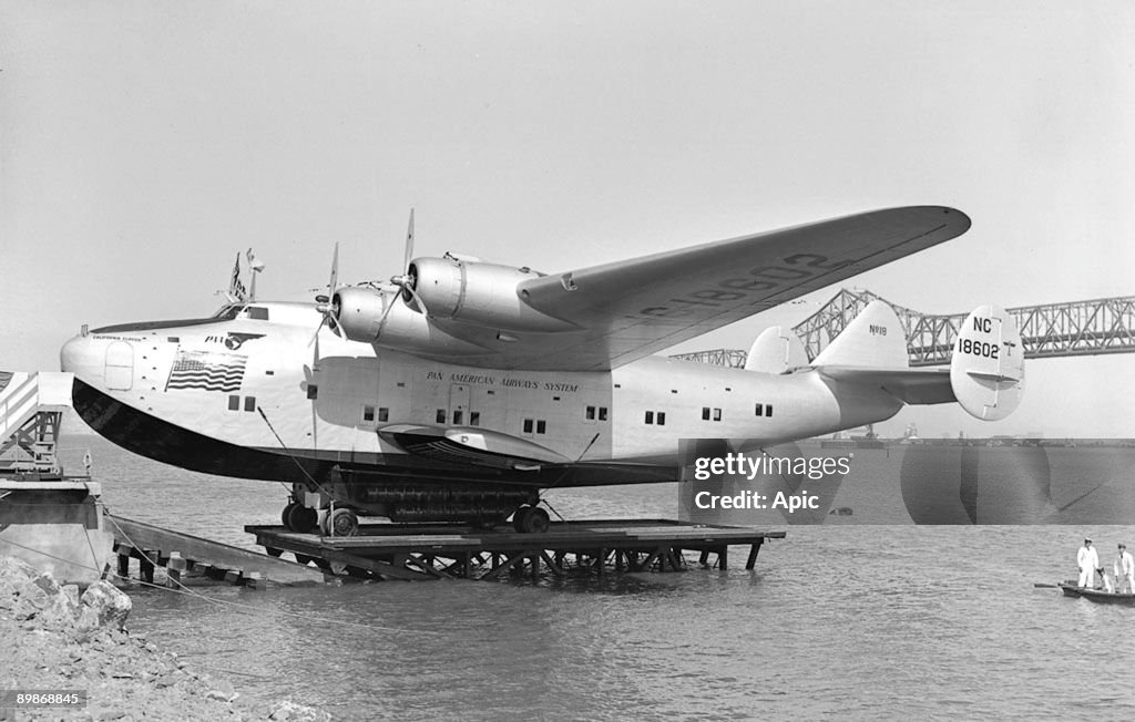 On april 25, 1939 : christening of plane California Clipper (Boeing 314, seaplane) of Pan American Airways (Pan Am) in Treasure Island, photo by Art Green