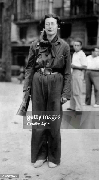 Simone Weil (1909-1943) french philosopher, here in 1936 during spanish civil war when she was in the Durruti Column Simone Weil (1909-1943) french philosopher, here in 1936 during spanish civil war when she was in the Durruti Column