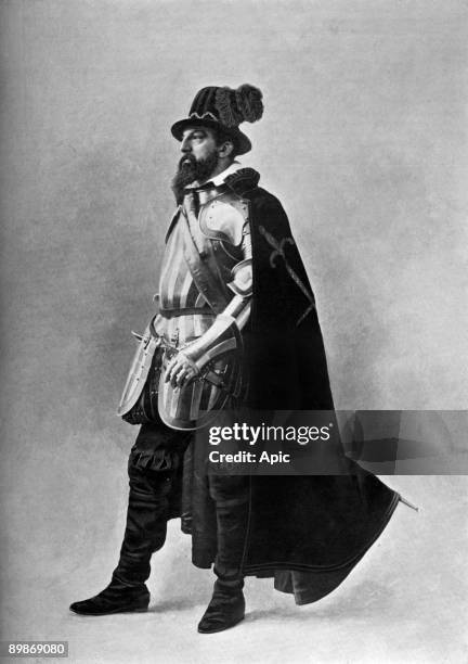 Pierre Laugier in the role of Provost Noircarmes in the play Home of the extracted Comedie Francaise du journal "The theater" in May 1901