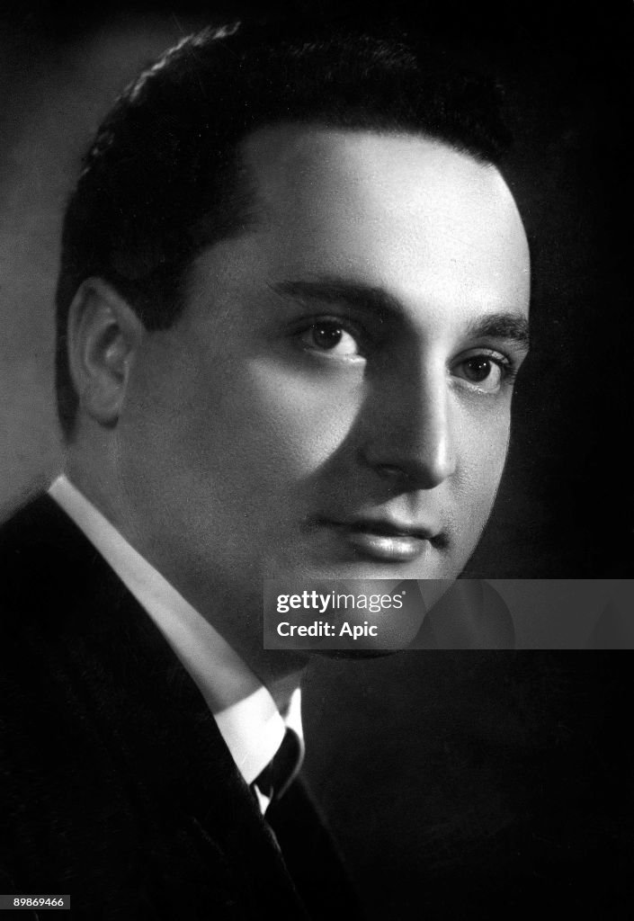 Jean Brazzi, french tenor News Photo Getty Images