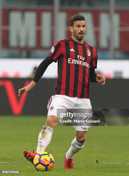 Mateo Musacchio of AC Milan in action during the serie A match between AC Milan and Atalanta BC at Stadio Giuseppe Meazza on December 23, 2017 in...