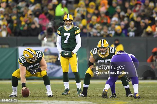 Brett Hundley of the Green Bay Packers waits at the line of scrimmage during a game against the Minnesota Vikings at Lambeau Field on December 23,...