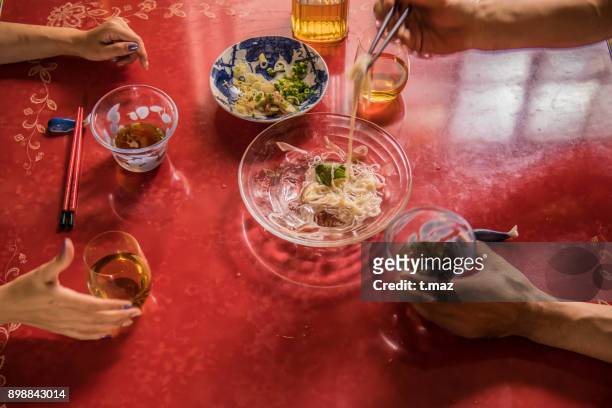 somen noodles are traditional japanese noodles - t maz stock pictures, royalty-free photos & images