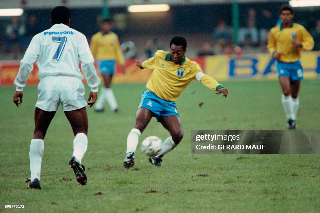 ITALY-PELE-SOCCER