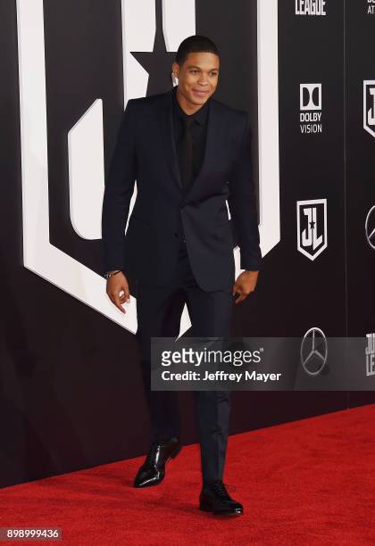 Actor Ray Fisher arrives at the premiere of Warner Bros. Pictures' 'Justice League' at the Dolby Theatre on November 13, 2017 in Hollywood,...