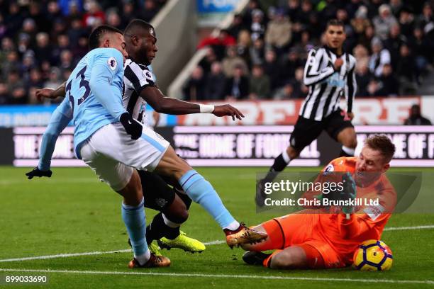 Rob Elliot of Newcastle United saves a shot by Gabriel Jesus of Manchester City during the Premier League match between Newcastle United and...