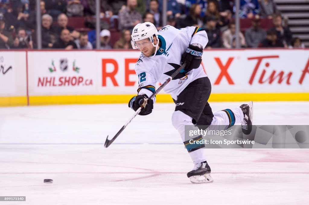 NHL: DEC 15 Sharks at Canucks