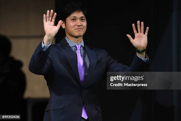 Shohei Ohtani of the Los Angeles Angels waves to fans during his farewell event at Sapporo Dome on December 25, 2017 in Sapporo, Hokkaido, Japan.