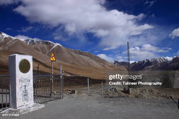 Gilgit Border 10,085 Gilgit Baltistan Pakistan Stock Photos, High-Res Pictures, and ...