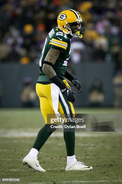 Ha Ha Clinton-Dix of the Green Bay Packers lines up for a play in the second quarter against the Minnesota Vikings at Lambeau Field on December 23,...