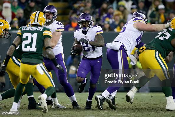 Minnesota Vikings v Green Bay Packers Minnesota Vikings v Green Bay Packers