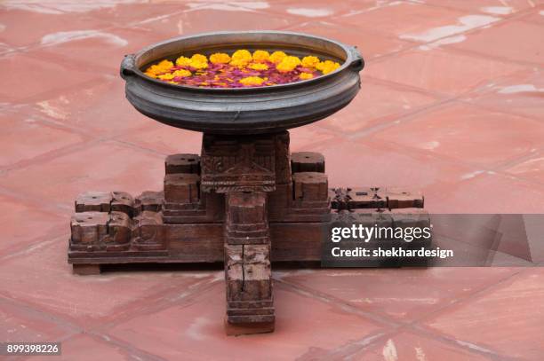 flowers in spa - ayurveda kerala stock pictures, royalty-free photos & images