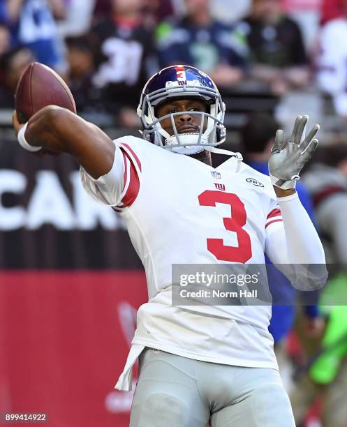 Geno Smith of the New York Giants prepares for a game against the Arizona Cardinals at University of Phoenix Stadium on December 24, 2017 in...