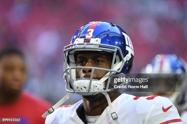 Geno Smith of the New York Giants prepares for a game against the Arizona Cardinals at University of Phoenix Stadium on December 24, 2017 in...