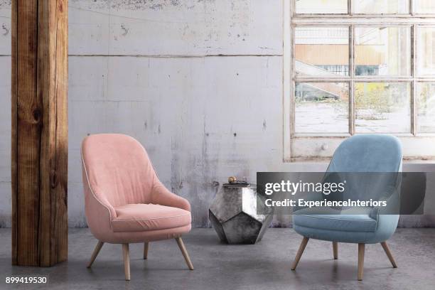 fauteuils avec table basse, fenêtre et modèle de mur blanc de couleur pastel - salon bleu photos et images de collection