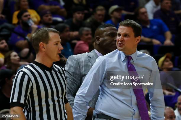 Tigers head coach Will Wade agrees with the ref on a play against Sam Houston State Bearkats on December 19, 2017 at Pete Maravich Assembly Center in...