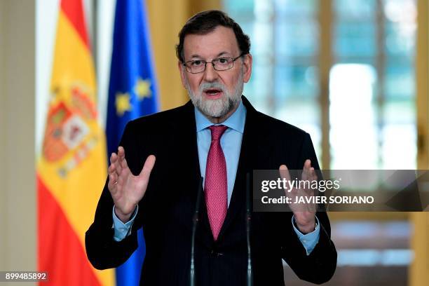 Spanish Prime Minister Mariano Rajoy holds his end-of-the-year press conference in Madrid on December 29, 2017. / AFP PHOTO / JAVIER SORIANO