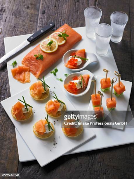 smoked salmon canap - canap�� stock-fotos und bilder