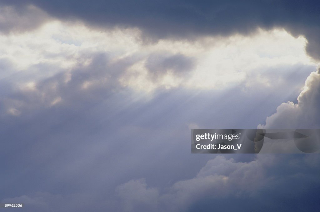 Clouds breaking w/ Beams