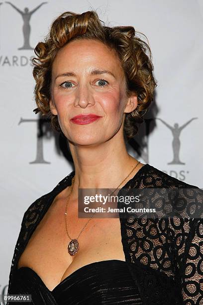 Actress Janet McTeer attends the 63rd Annual Tony Awards at Radio City Music Hall on June 7, 2009 in New York City.