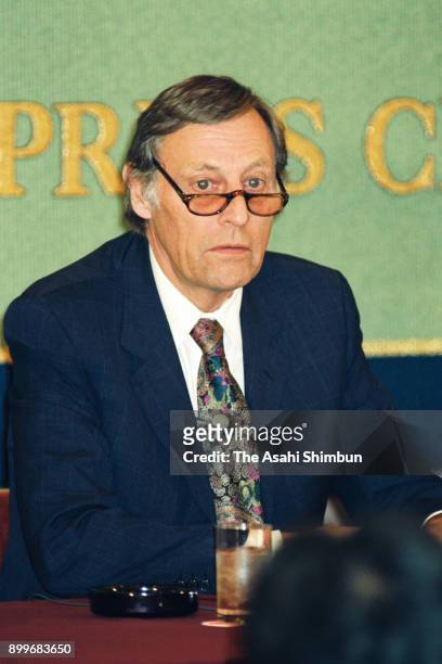 General Agreement on Tariffs and Trade director-general Arthur Dunkel speaks during a press conference at the Japan National Press Club on September...
