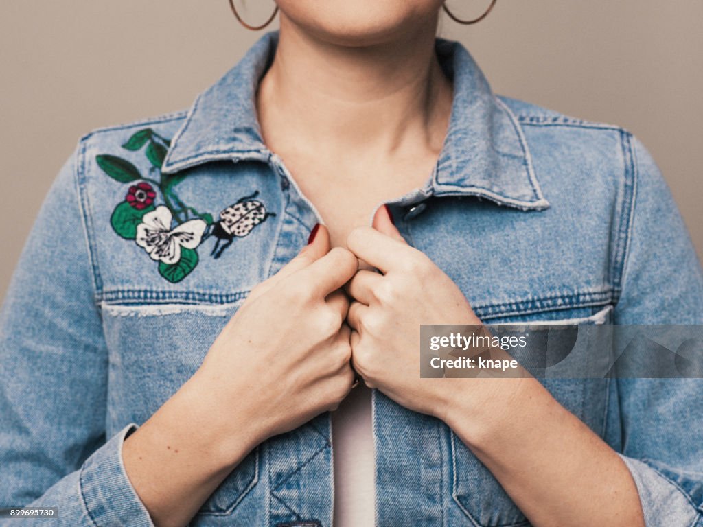Mujer chaqueta de mezclilla Moda primavera verano con bordado