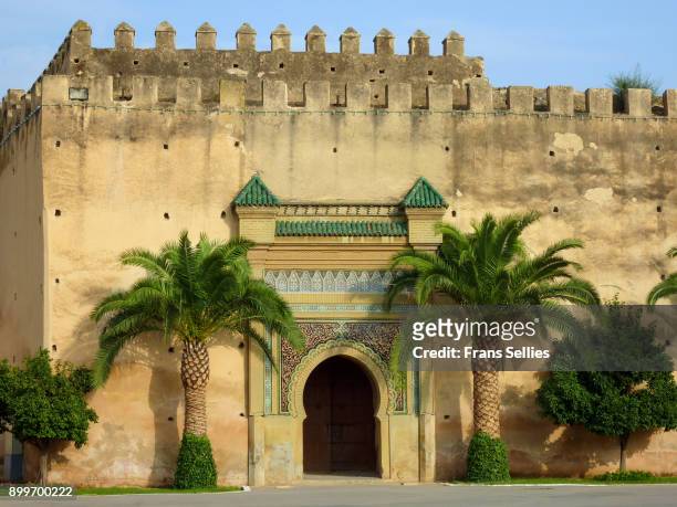 old gate, meknes, morocco - dar el makhzen stock pictures, royalty-free photos & images